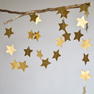Star garland made from old book pages Star garland Christmas garland Sustainable Christmas decoration renna deluxe Gold