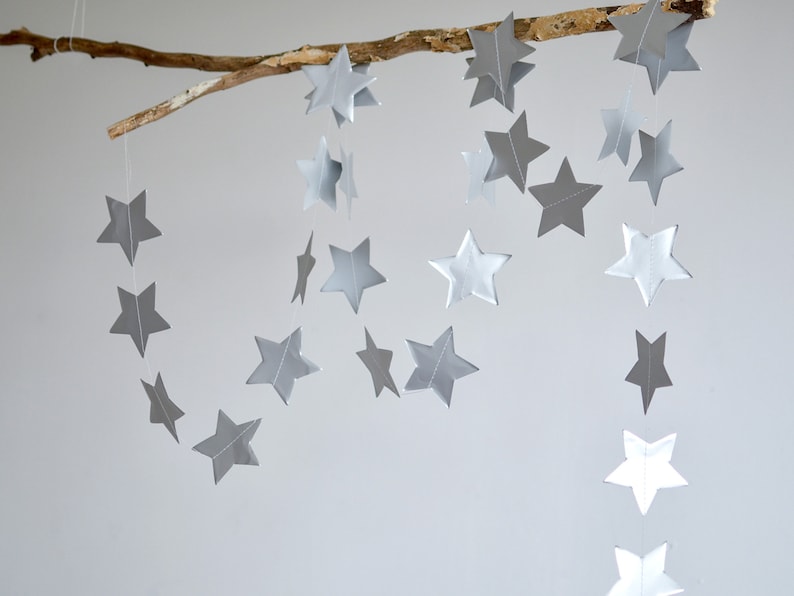 Star garland made from old book pages Star garland Christmas garland Sustainable Christmas decoration renna deluxe Silver