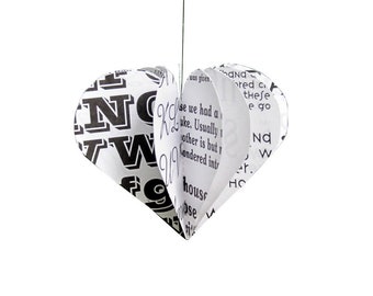 HEART ornament made of paper upcycling modern minimal decoration black and white renna deluxe