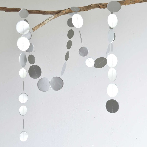 Silber Papier Girlande mit Punkten Kreise in Weiß Hochzeitsdeko Weihnachtsdeko renna deluxe