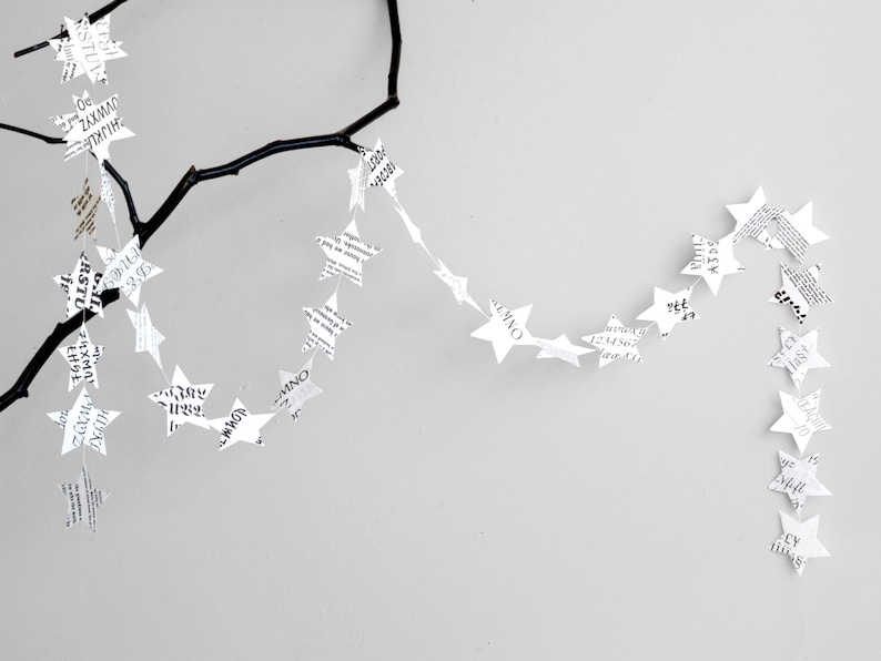 Star garland made from old book pages Star garland Christmas garland Sustainable Christmas decoration renna deluxe Black-White s/w