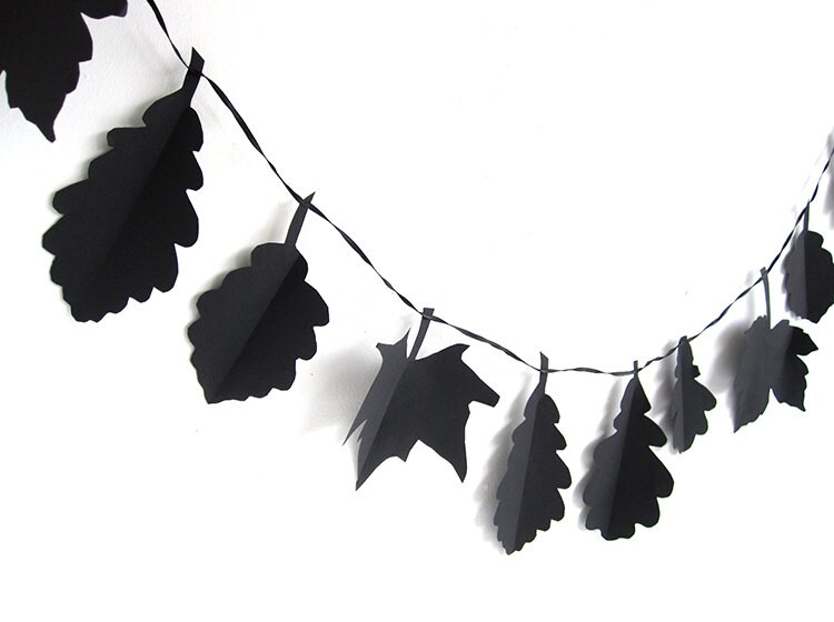 Feuilles d'automne Bunting en Papier Noir // Feuillage Par Renna Deluxe