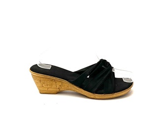 Vintage 1970s Keil Sandalen // Schwarzer Stoff Vegan Slip On Offene Zehen Schuhe Size 39