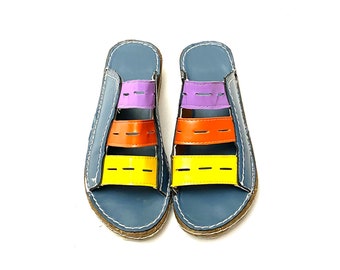 Vintage 1970s Vegan Sandals // Colorful Lightweight Foam Slip Ons Size 5
