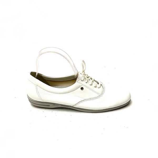 Vintage 1980s White Nurse Shoes // Lace Up Leather Fetish Cosplay Costume Sneakers by Easy Spirit Size 7.5
