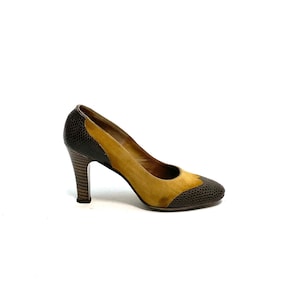 Vintage 1960s Tan Suede Pumps // Brown Embossed Leather Wingtip Heels by Herbert Levine Size 6.5