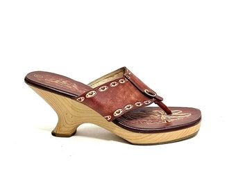 Vintage 1990s Platform Thong Style Sandals // Vegan Oxblood Tooled Leather Wedges by Fioni Size 11