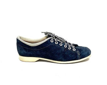 Zapatos de bolos vintage para mujer de los años 60 // Zapatos deportivos tipo oxford con cordones de gamuza azul de Hush Puppies, talla 5