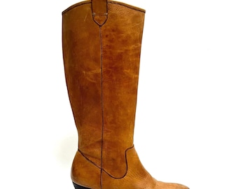Stivali alti fino al ginocchio vintage Y2K Campus // Stivali alla moda in pelle marrone chiaro con tacco cubano di Nicole, taglia 7,5