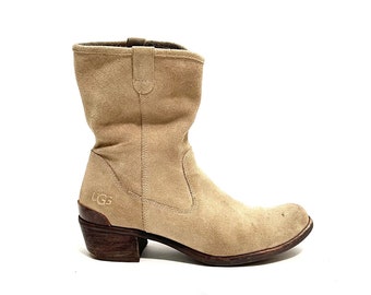 Vintage Y2K Western Heeled Ankle Boots // Tan Suede Half Zip Shearling Insole Booties by Ugg Size 9