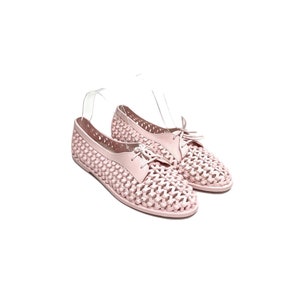 Vintage 1980s Deck Shoes // Pastel Pink Molded Plastic Lattice Weave Lace Up Flats Size 8