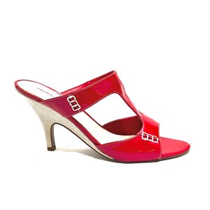 Vintage Y2K Deadstock Cutout T-Strap Sandals // Red Vegan Patent Leather Open Toe Casual Heels by Predictions Size 12