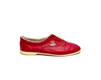 Vintage 1960s Womens Sneakers // Red Leather Slip On Elastic Panel Sport Shoes by Arnold Palmer Size 6