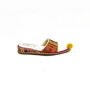 Asian Style, White, Leather, Sandals, With Yellow, Red, Green, Blue and  Gold, Designs, by Siam, Women's US Size 7 