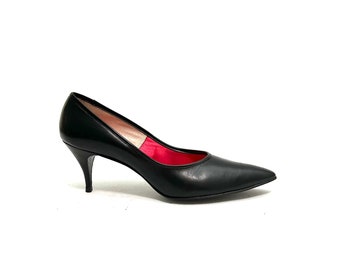 vintage années 1960 Deadstock Kitten Heels // Escarpins à bout pointu en cuir noir par Paramount Taille 8