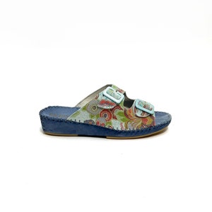 Vintage Y2K Deadstock Sandały // Niebieskie Paisley Zamszowe Wsuwane Buty Na Koturnie od La Plume Rozmiar 8