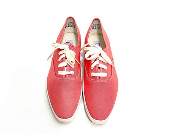 Vintage 1990s Deadstock Sneakers // Salmon Pink Canvas Lace Up Lifestyle Trainers by Keds Size 8.5