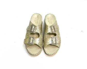 Vintage Y2K Deadstock Wedge Sandals // Ivory Patent Leather Embossed Rhinestone Buckle Slip Ons by La Plume Size 9