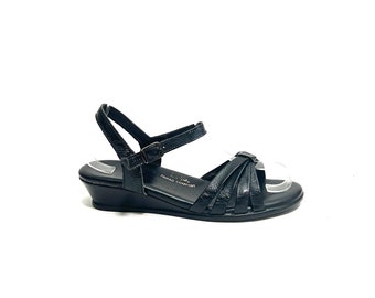 Vintage 1970s Strappy Walking Sandals // Black Patent Leather Open Toe Buckle Summer Shoes by SAS Size 7