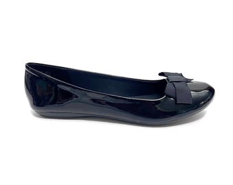 Bailarinas vintage Y2K sin usar // Zapatillas sin cordones de piel sintética negra con lazo de cinta grosgrain de American Eagle, talla 12