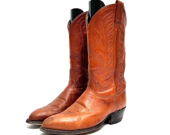 Vintage 1970s Mens Cowboy Boots // Miodowo-brązowe skórzane buty typu western do połowy łydki firmy Tony Lama, rozmiar 9