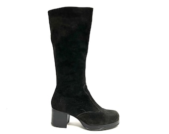 Vintage 1970s Womens Platform Go Go Boots // Black Suede Knee High Zip Up Boots Size 10