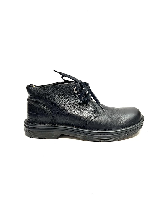 DR. MARTENS | Vintage Y2K black pebble leather 3-eye lace up chukka work boots Vintage Y2K Mens Chukka Boots // Black Pebble Leather 3-eye  main image 2