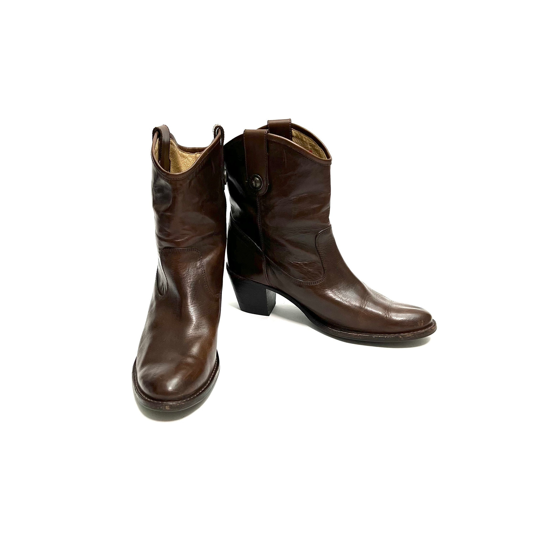 Vintage Y2K Heeled Ankle Boots // Brown Leather Pull on  display picture 2
