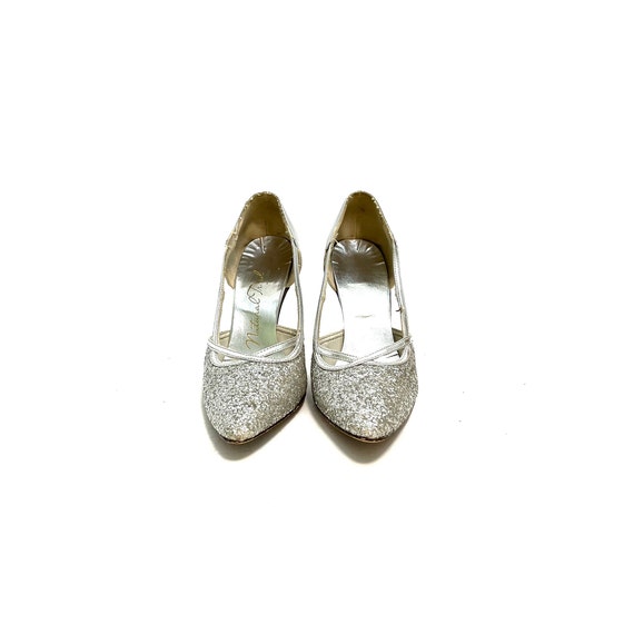 【Ameri VINTAGE】CROSS POINTED PUMPS Alex Marie Golda Cross Band Pointed Toe Pumps | Dillard's