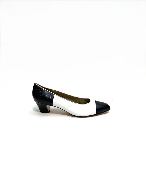 Vintage 1980s Black and White Ferragamo Heels // … - image 1