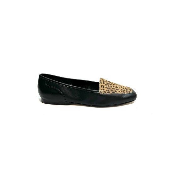 Vintage 1990s Leopard Print Loafers // Black Leat… - image 2