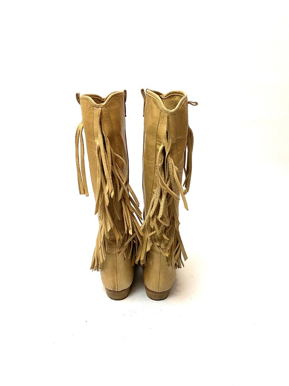 Vintage 1970s Italian Leather Fringe Boots // Tan… - image 7