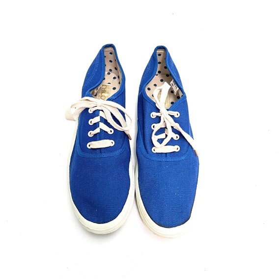 Vintage 1990s Casual Sneakers // Royal Blue Canvas Lace Up Trainers by Chicory Size 9.5