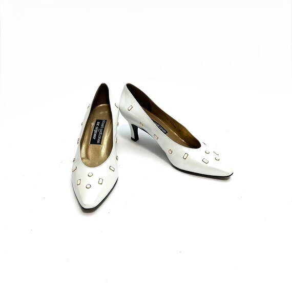 Vintage 1980s Geometric Studded Pumps // Pearl Wh… - image 4