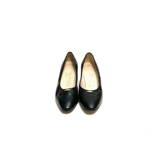 Vintage 1980s Ferragamo Heels // Black Leather Lo… - image 2