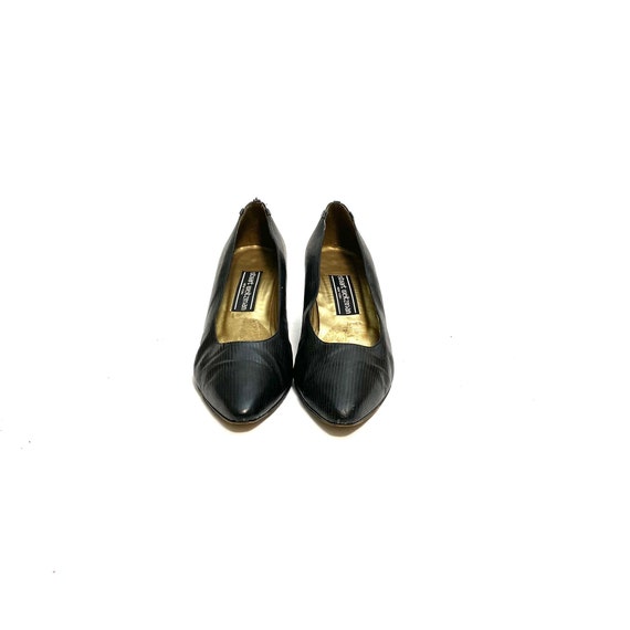 Vintage 1980s Pointed Toe Kitten Heels // Black E… - image 2