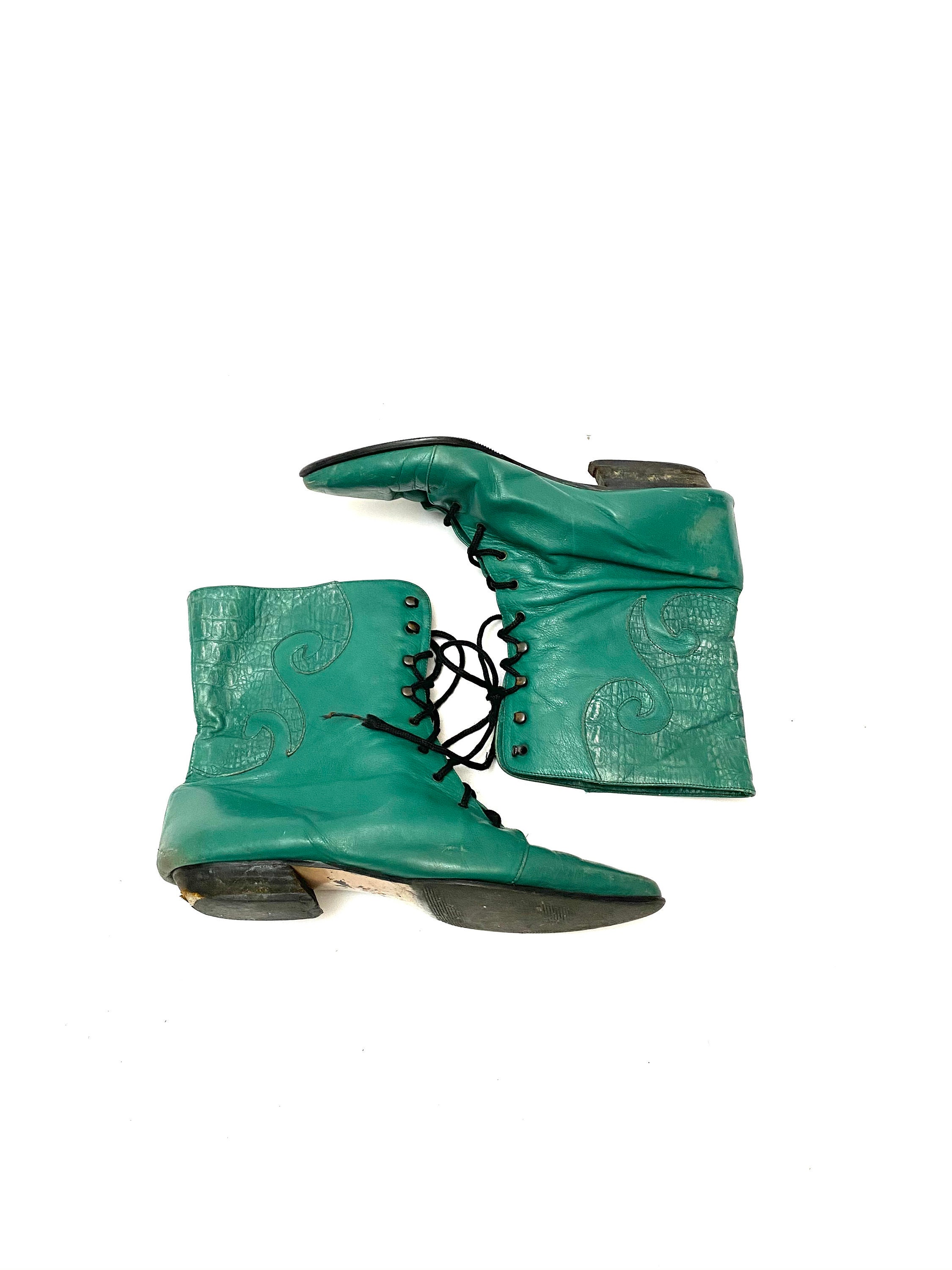 Vintage 1970s Kelly Green Granny Boots // Leather Applique