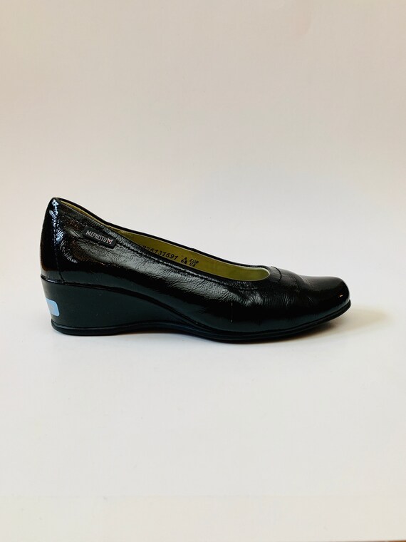 black patent leather wedge