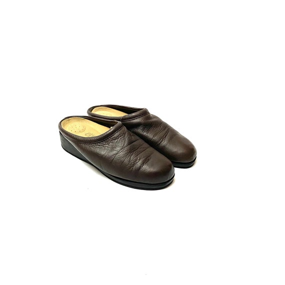 Vintage 1970s Walking Clogs // Brown Leather Slip… - image 6