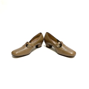 vintage 1970s T Strap Mary Janes // Khaki Leather Loafer Heels by Auditions Taille 9 image 5