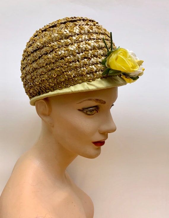 Vintage 1960s Floral Beehive Hat // Woven Rattan … - image 4