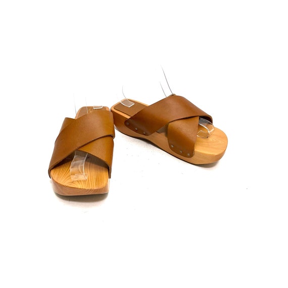 Vintage 1970s Wooden Platform Sandals // Tan Leather … - Gem