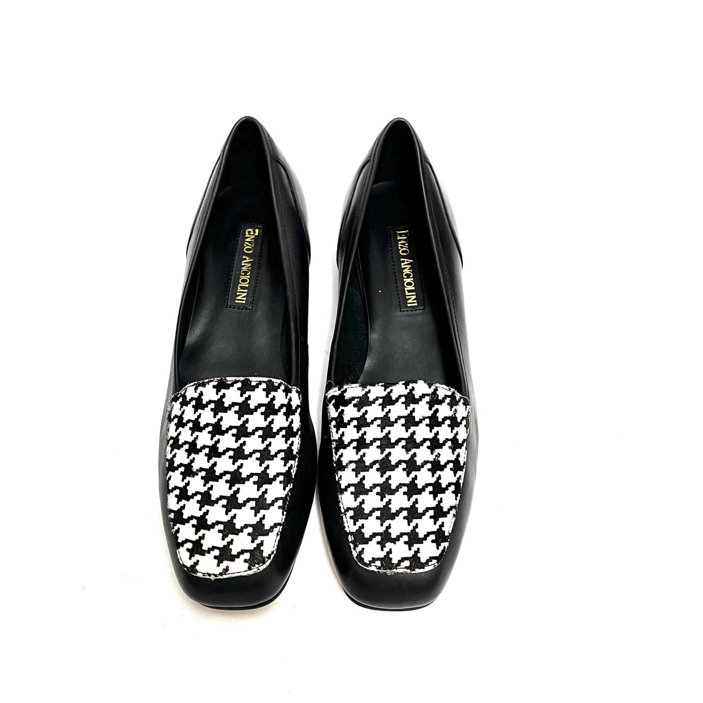 Black and white houndstooth fabric loafers with black tassels on almond toe Black Textured Tweed Braided-Chain Metallic-Accent Loafers  main image 4