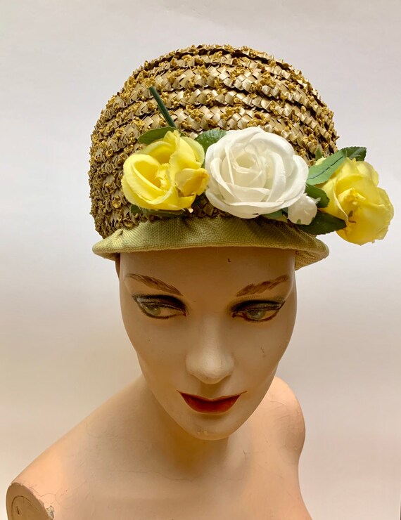 Vintage 1960s Floral Beehive Hat // Woven Rattan … - image 3