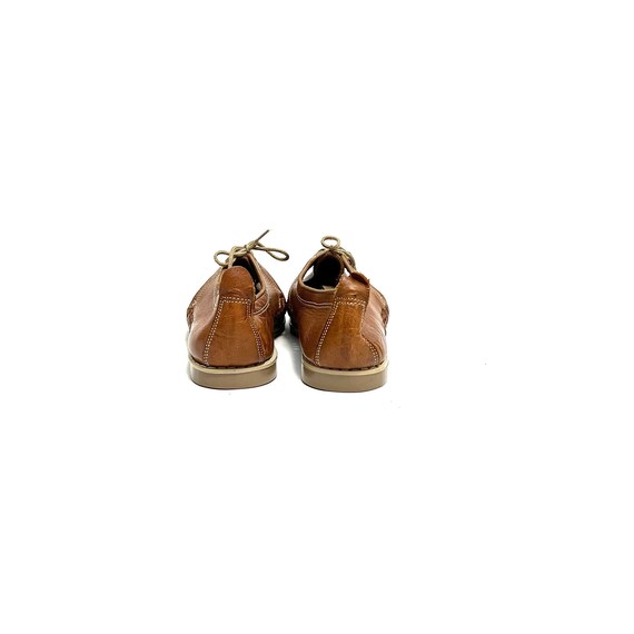 Vintage 1970s Womens Deck Shoes // Brown Leather Lace up Casual