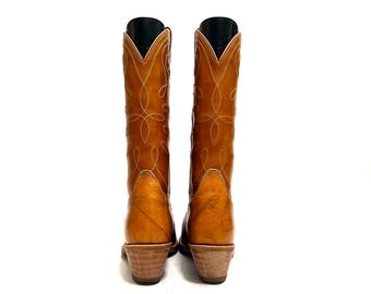 Vintage 1970s Mens Keyhole Cutout Cowboy Boots // Tan  display picture 2