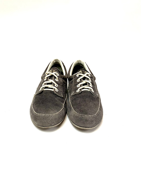 Vintage 1970s Oxfords // Gray Suede Lace Up Sneak… - image 2