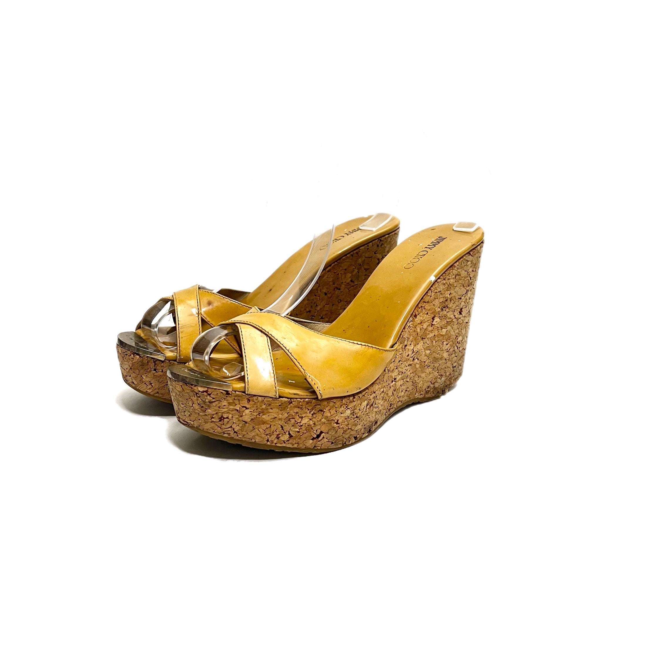 Vintage Y2K Platform Sandals // Yellow Patent Leather Open