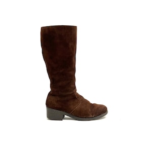 Vintage 1990s Shearling Lined Winter Boots // Brown Suede Knee High Zip Up Heeled Snow Boots by L.L. Bean Size 9 // Made in England