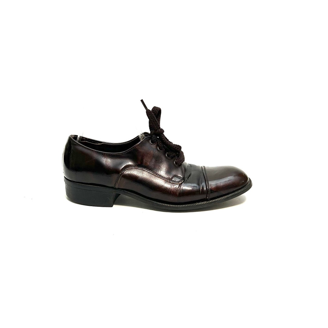 Vintage 1960s Mens Oxfords // Brown Patent Leather Lace up Heeled Shoes ...